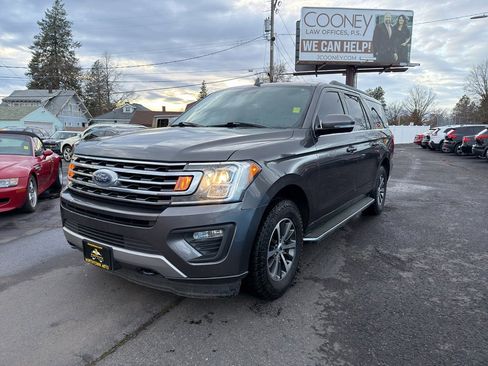 Used 2018 Ford Expedition Max XLT w/ Equipment Group 202A image 2
