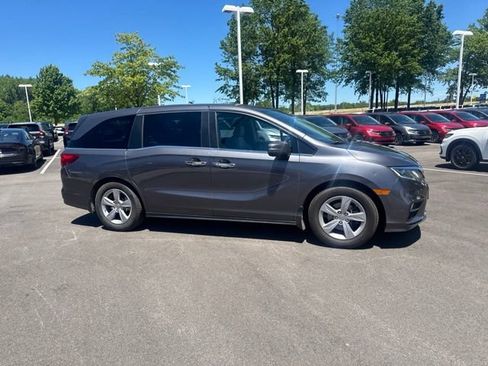 Used 2019 Honda Odyssey EX-L image 3