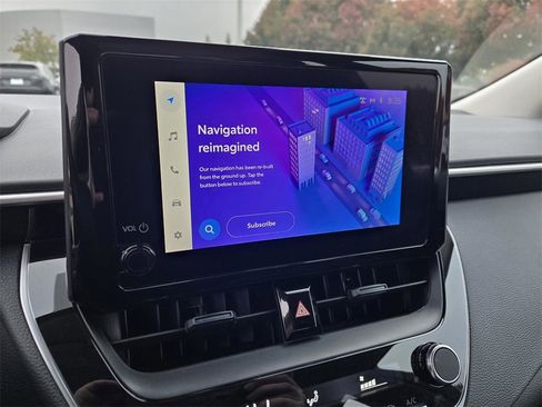 Used 2024 Toyota Corolla LE image 21