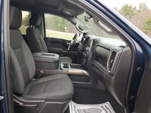 Used 2019 Chevrolet Silverado 1500 LT Trail Boss AWD/4WD image 23