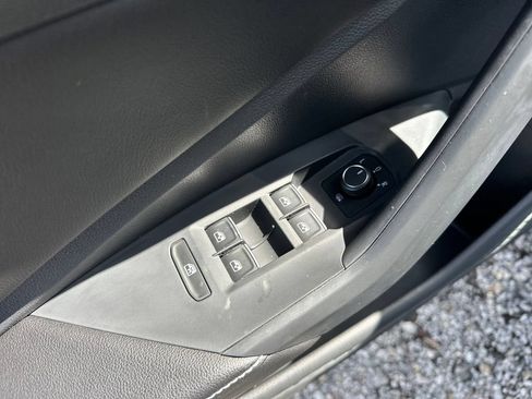 Used 2026 Volkswagen Jetta Sport FWD image 15