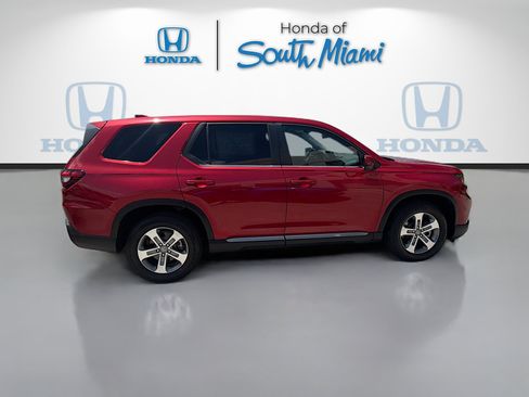 Used 2024 Honda Pilot EX-L image 8