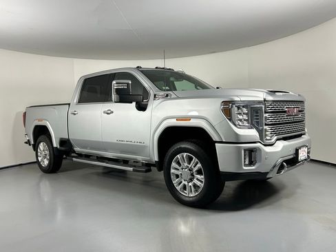 Used 2021 GMC Sierra 3500 Denali image 1
