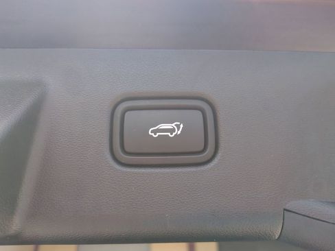 Used 2023 Hyundai Tucson Limited FWD image 15