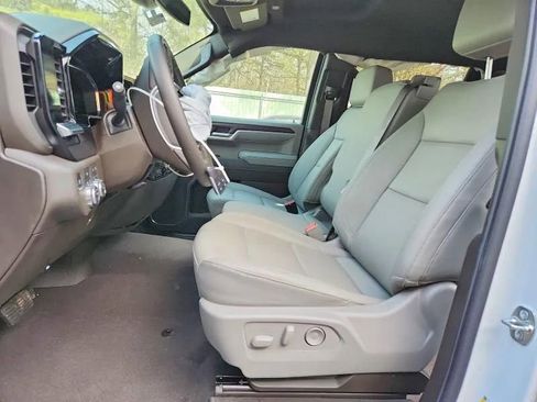 Used 2026 GMC Sierra 1500 SLT AWD/4WD image 7