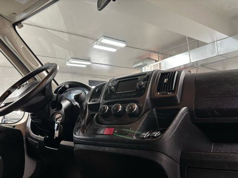 Used 2017 RAM ProMaster 1500 w/ Interior Convenience Group image 16
