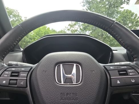 Used 2023 Honda CR-V Sport image 28
