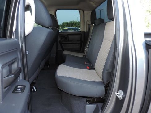 Used 2012 RAM 1500 Express RWD image 16