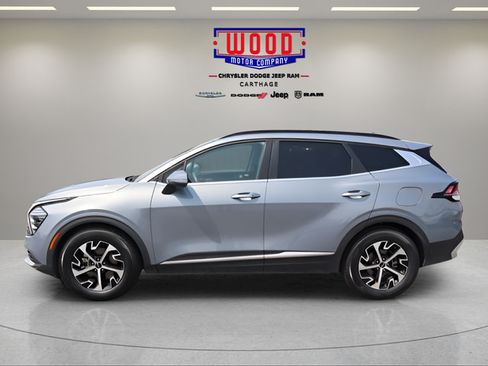 Used 2025 Kia Sportage EX w/ Premium Package FWD image 9