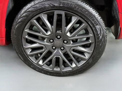 Used 2022 Jeep Compass Limited image 28