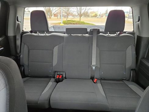 Used 2025 Chevrolet Silverado 1500 LT image 28