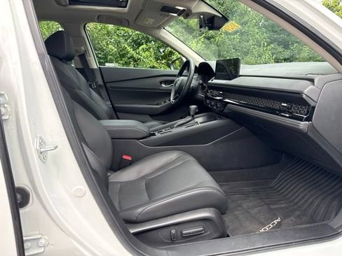 Used 2023 Honda Accord EX-L image 33