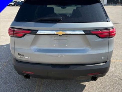 Used 2023 Chevrolet Traverse LT image 5