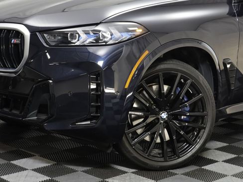 Used 2026 BMW X5 M60i AWD/4WD image 3