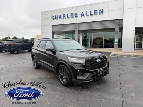 Used 2025 Ford Explorer ST w/ Sun And Sound Package AWD/4WD image 1