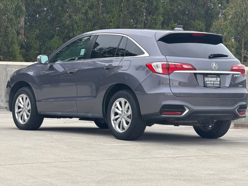 Used 2017 Acura RDX AWD image 3