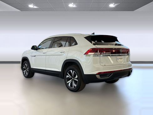 New 2026 Volkswagen Atlas Cross Sport SE AWD/4WD image 3