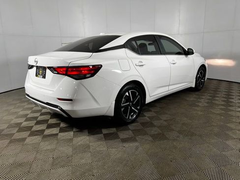 Used 2025 Nissan Sentra SV w/ All-Weather Package FWD image 6