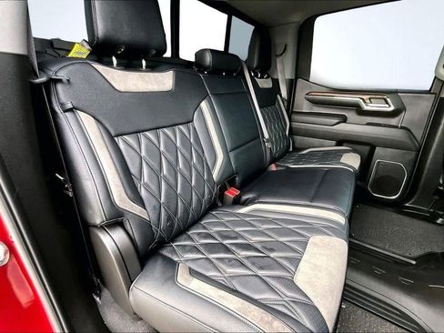 Used 2024 Chevrolet Silverado 1500 RST w/ All Star Edition Plus image 28