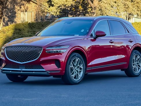 Used 2025 Genesis GV70 2.5T image 9