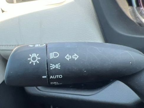 Used 2023 Toyota RAV4 XLE w/ Convenience Package FWD image 15