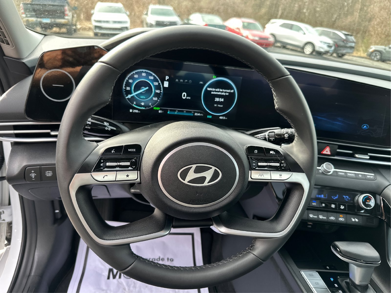 Certified 2025 Hyundai Elantra Limited w/ Cargo Package FWD image 19