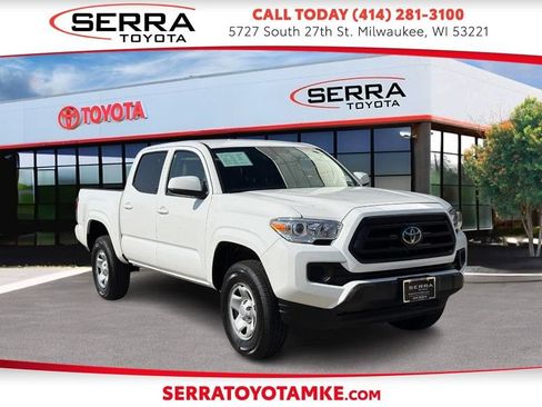 Used 2022 Toyota Tacoma SR AWD/4WD image 1