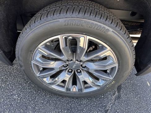 New 2026 GMC Sierra 1500 Denali w/ Denali Reserve Package image 13