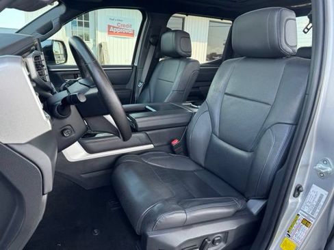 Used 2023 Toyota Tundra Platinum AWD/4WD image 23