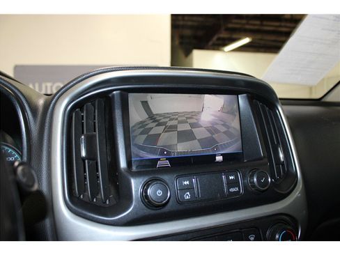 Used 2021 Chevrolet Colorado LT w/ LT Convenience Package image 34