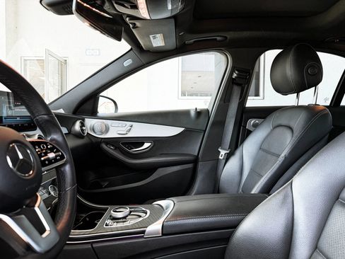 Used 2020 Mercedes-Benz C 300 Sedan w/ Premium Package image 21