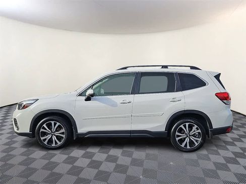 Used 2021 Subaru Forester Limited image 7