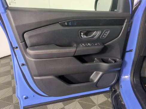Certified 2023 Honda Pilot TrailSport image 14