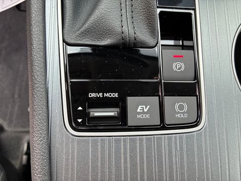 New 2026 Toyota Sienna XLE image 44