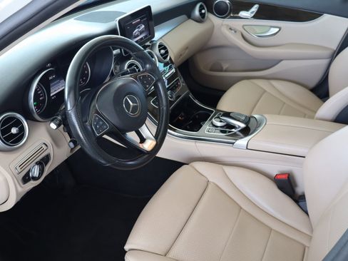 Used 2015 Mercedes-Benz C 300 Sedan image 16