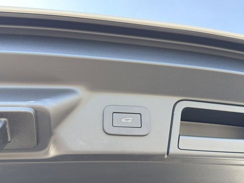 New 2026 Land Rover Range Rover Velar S image 13