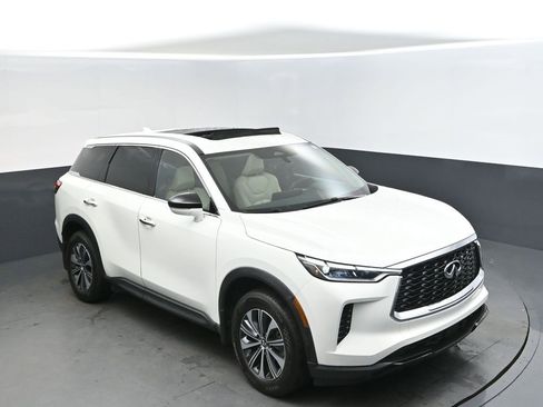 Certified 2023 INFINITI QX60 Pure image 1