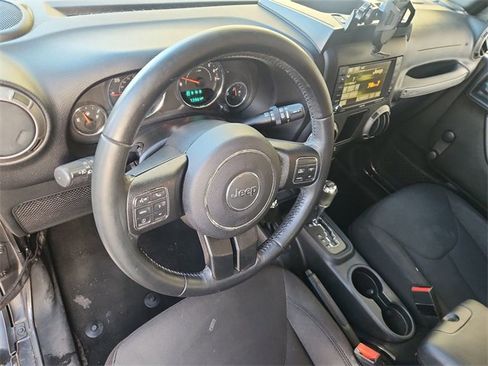 Used 2017 Jeep Wrangler Sport w/ Connectivity Group image 10