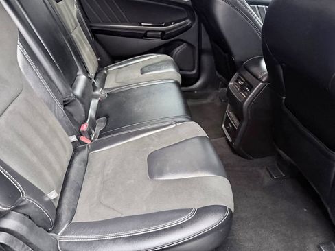 Used 2019 Ford Edge ST AWD/4WD image 13