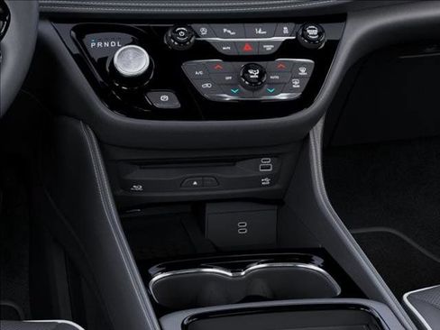 New 2027 Chrysler Pacifica Limited FWD image 24