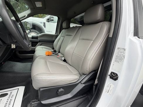 Used 2019 Ford F550 4x4 Regular Cab Super Duty image 23