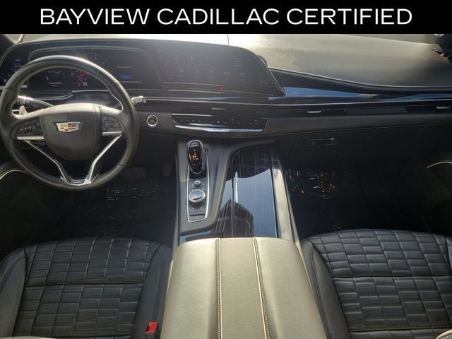 Used 2023 Cadillac Escalade ESV V AWD/4WD image 17