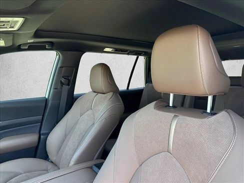 Used 2026 Toyota Grand Highlander AWD Hybrid image 16