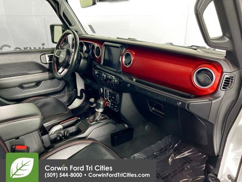 Used 2021 Jeep Wrangler Unlimited Rubicon w/ Uconnect 4C Nav & Sound Group image 28