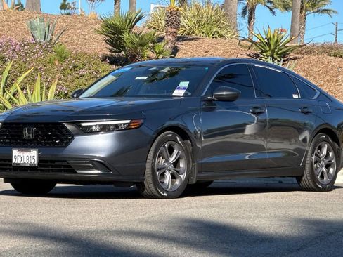 Certified 2023 Honda Accord EX image 11