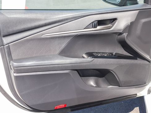Used 2025 Toyota Camry SE FWD image 26