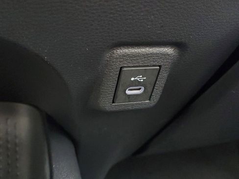 Used 2025 Toyota Corolla LE image 24