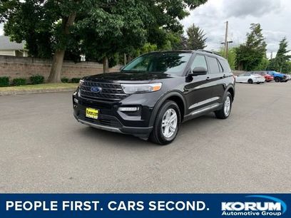 Certified 2024 Ford Explorer XLT w/ Equipment Group 202A