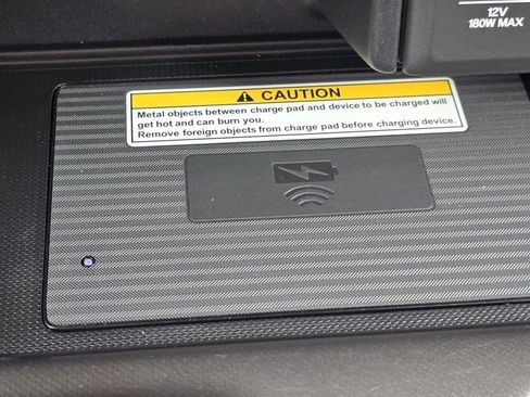 Used 2022 Honda Pilot TrailSport image 11