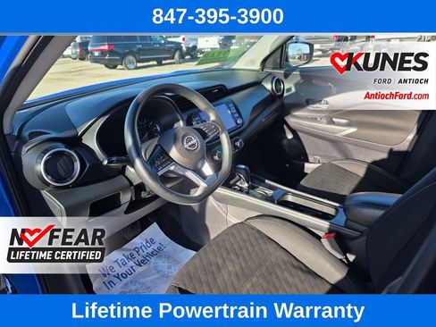 Used 2023 Nissan Kicks SV image 18